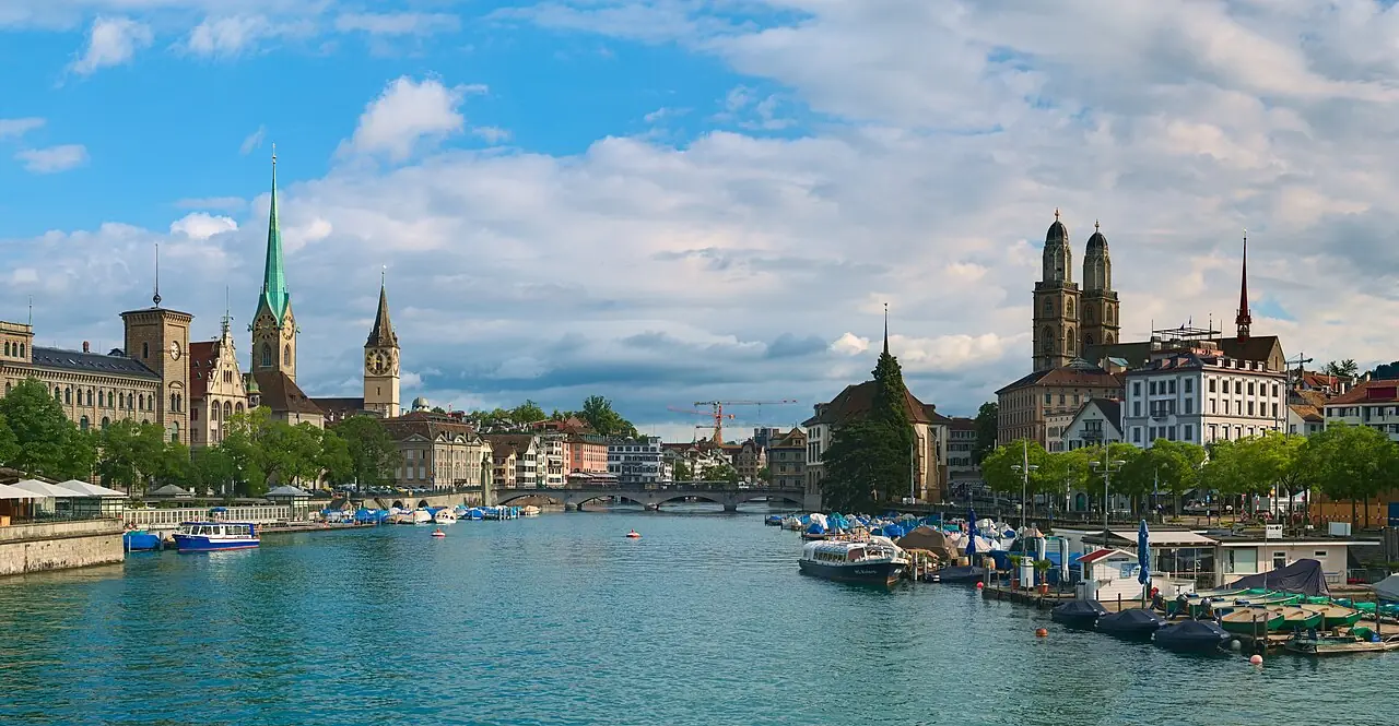 High-resolution view of Zurich from the Quaibrücke, downstream the Limmat river. This view shows some of the most important landmarks in Zur